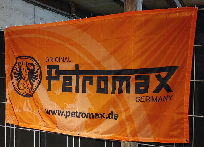 Banner Petromax 140cm x 78cm mit Ösen